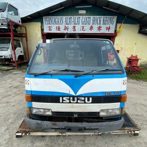 Isuzu NHR 1Ton 12V Cabin