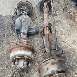 Isuzu NPR66 Road King 3 Ton Axle 6×41