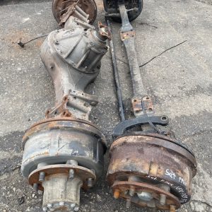 Isuzu NPR75 Pro 3 Ton Axle 6 Nuts 8×41