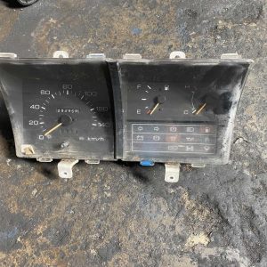 Isuzu NHR 1 Ton Meter 12V