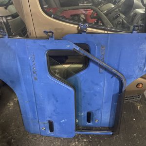 Toyota Dyna LY100 Door