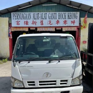 Isuzu N Series NPR81 3 Ton Cabin