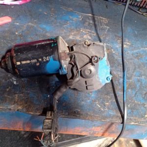 Mitsubishi Canter FE639 3 Ton Wiper Motor