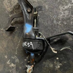 Isuzu NPR59 3 Ton Clutch Pump Booster