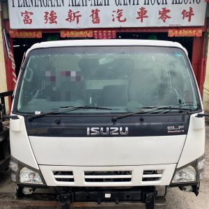 Isuzu N Series NPR81 3Ton Cabin