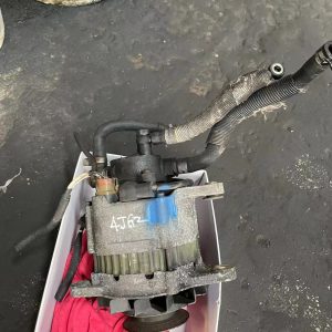 Isuzu NHR 4JG2 Alternator