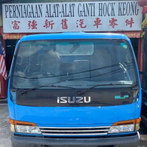 Isuzu NPR72 3 Ton Cabin