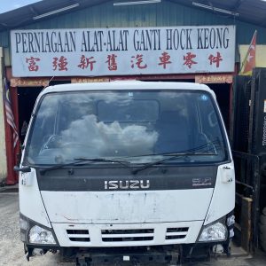 Isuzu N Series NPR81 3 Ton Cabin Half Cut