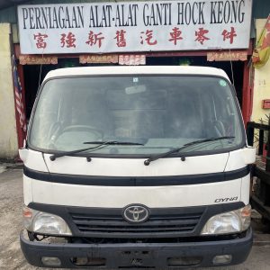 Hino 300 WU410 3 Ton Cabin