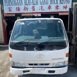 Toyota Dyna LY100 3L Half Cut Cabin
