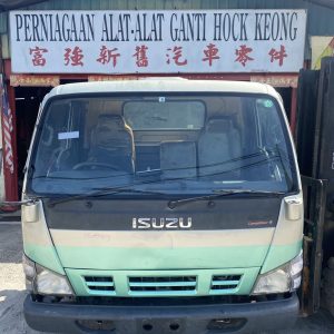 Isuzu N Series NPR81 3 Ton Cabin