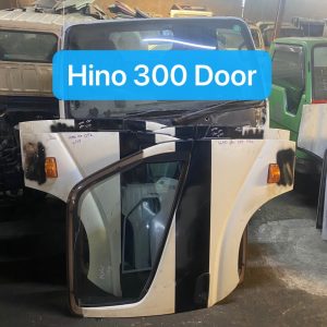 Hino 300 WU410 Door