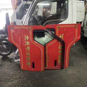 Toyota Dyna LY100 Door