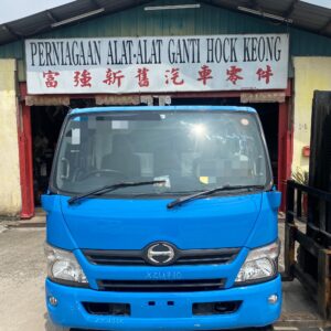 Hino 300 XZU710 3 Ton Cabin