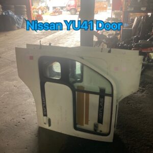 Nissan YU41 3 Ton Door