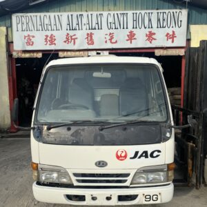 Isuzu NKR66 1 Ton 4HF1 Cabin Half Cut