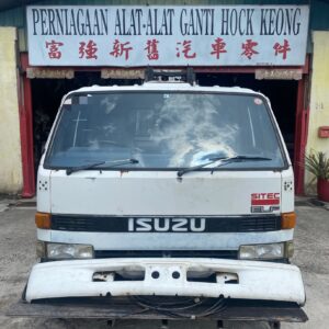 Isuzu NPR59 3 Ton Cabin