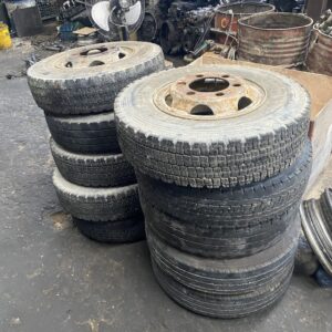 Isuzu Hicom 3 Ton 16 Inch Tyre Rim 6 Hole
