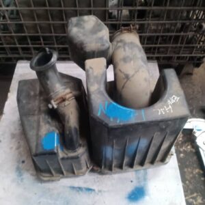 Isuzu NKR81 NPR81 3 Ton Air Cleaner