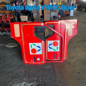 Toyota Dyna YH100 Door
