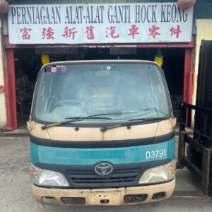 Hino 300 Dutro NO4C Turbo Half Cut Cabin