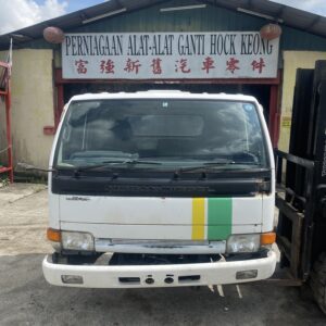 Nissan YU41 3 Ton Cabin 24V