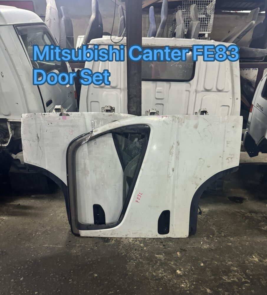 Mitsubishi Canter FE83 Door