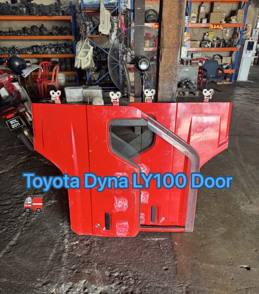 Toyota Dyna LY100 Door Set