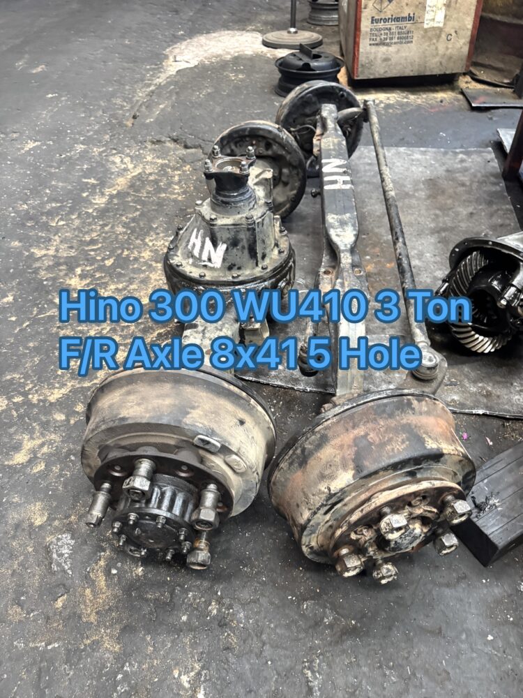 Hino 300 Dutro WU410 3 Ton Front Rear Axle 8×41 5 Hole