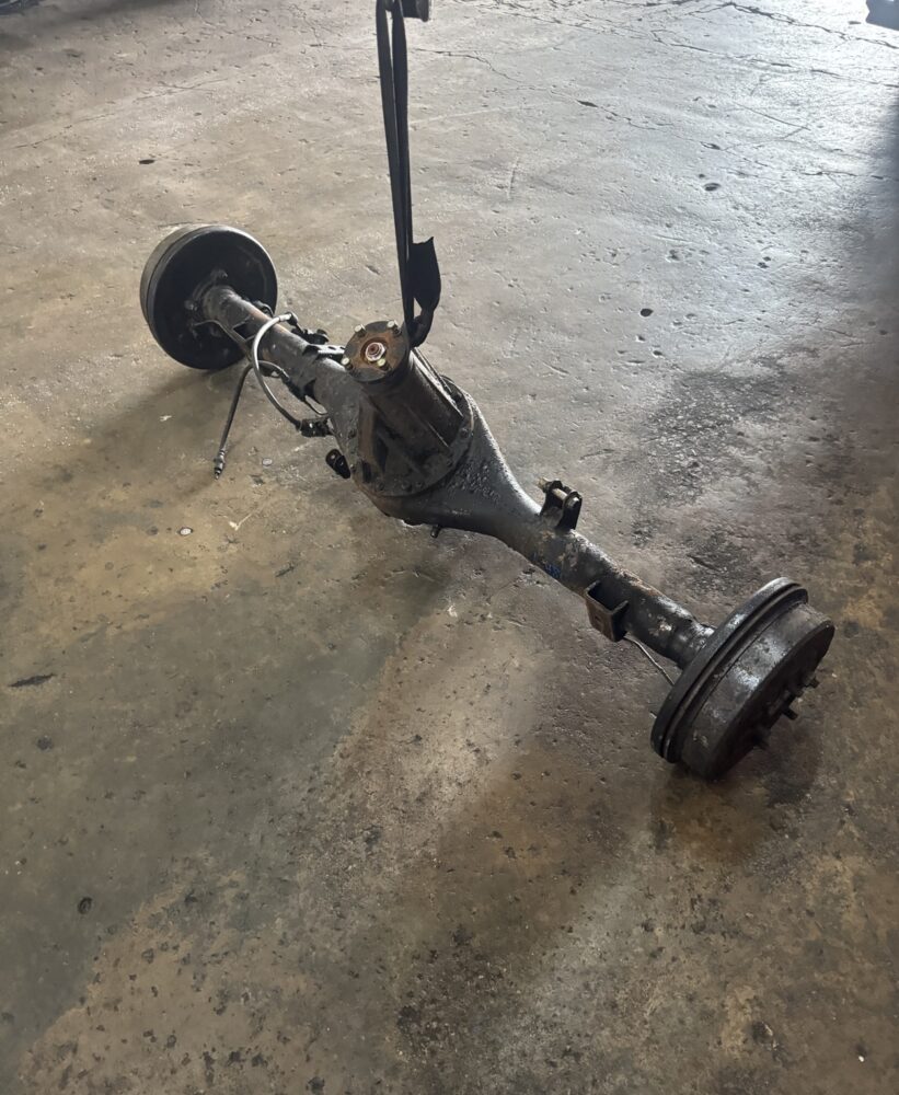 Toyota Dyna LH100 Rear Axle 5 Hole