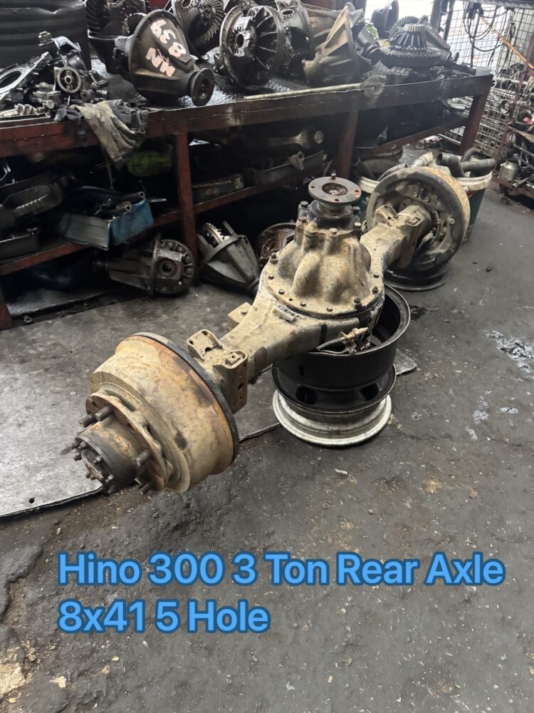 Hino 300 Dutro 3 Ton Rear Axle 8.41 5 Hole