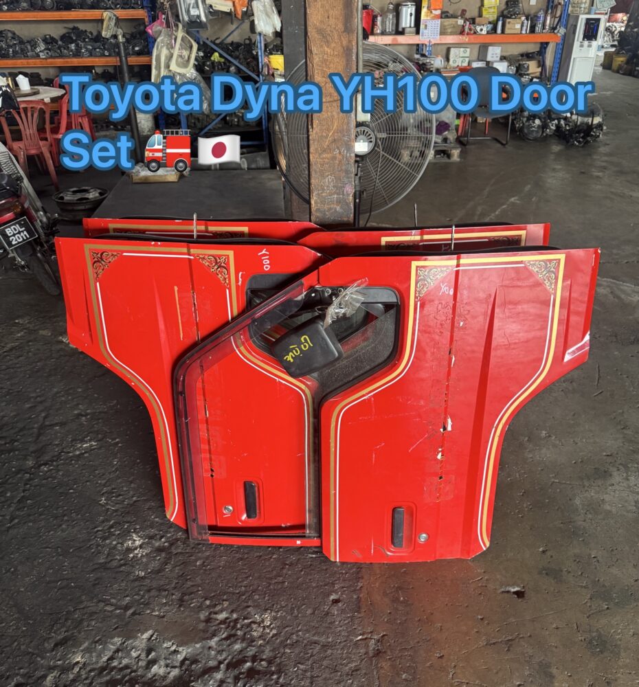 Toyota Dyna YH100 Door Set