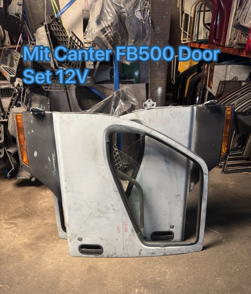 Mitsubishi Canter FB511 Door Set