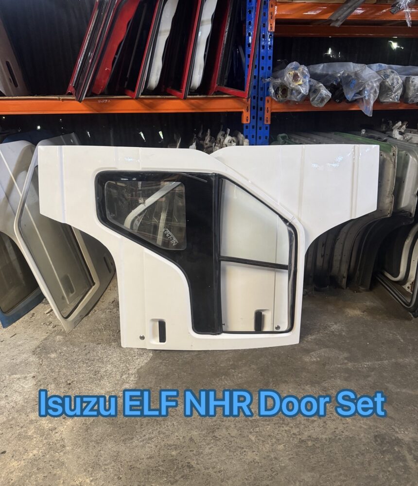 Isuzu ELF NHR Door Set