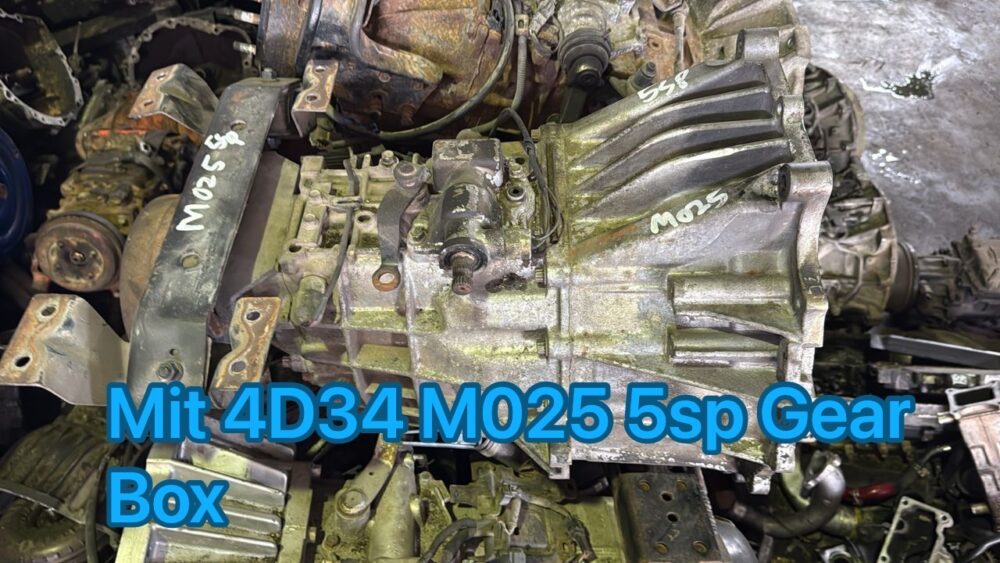 Mitsubishi Canter FE83 M025 Gear Box