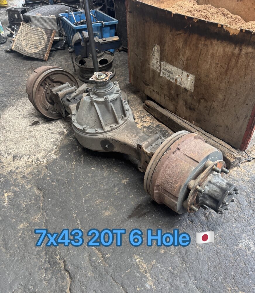 Isuzu NPR70 Road King 3 Ton Rear Axle 7.43 20t 6 Hole