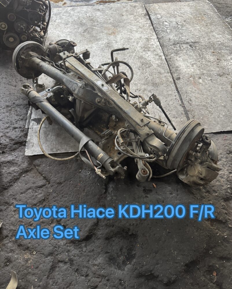 Toyota Hiace KDH200 Front Rear Axle Set