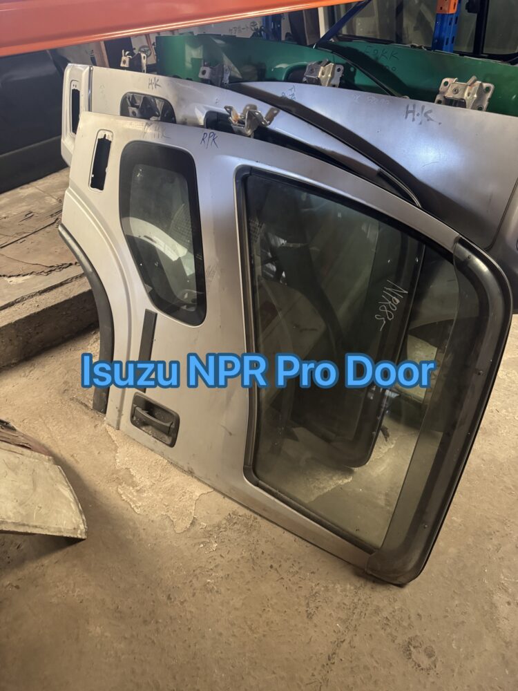 Isuzu NPR75 Pro Left Door