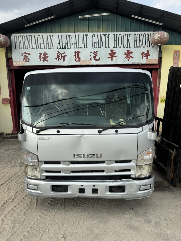Isuzu NPR85 Pro 4JJ1 Turbo Half Cut Cabin