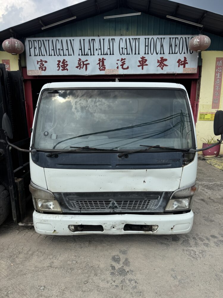 Mitsubishi Canter FE83 3 Ton 4D34 Turbo Half Cut Cabin