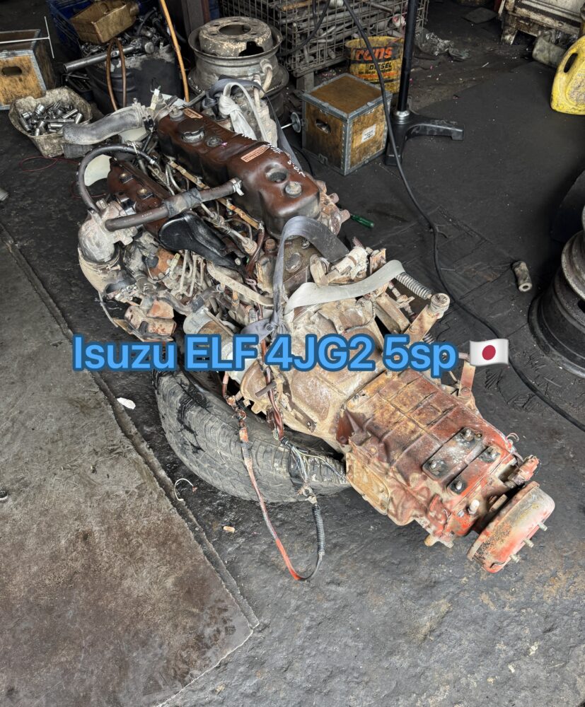 Isuzu ELF 4JG2 Engine Gear Box