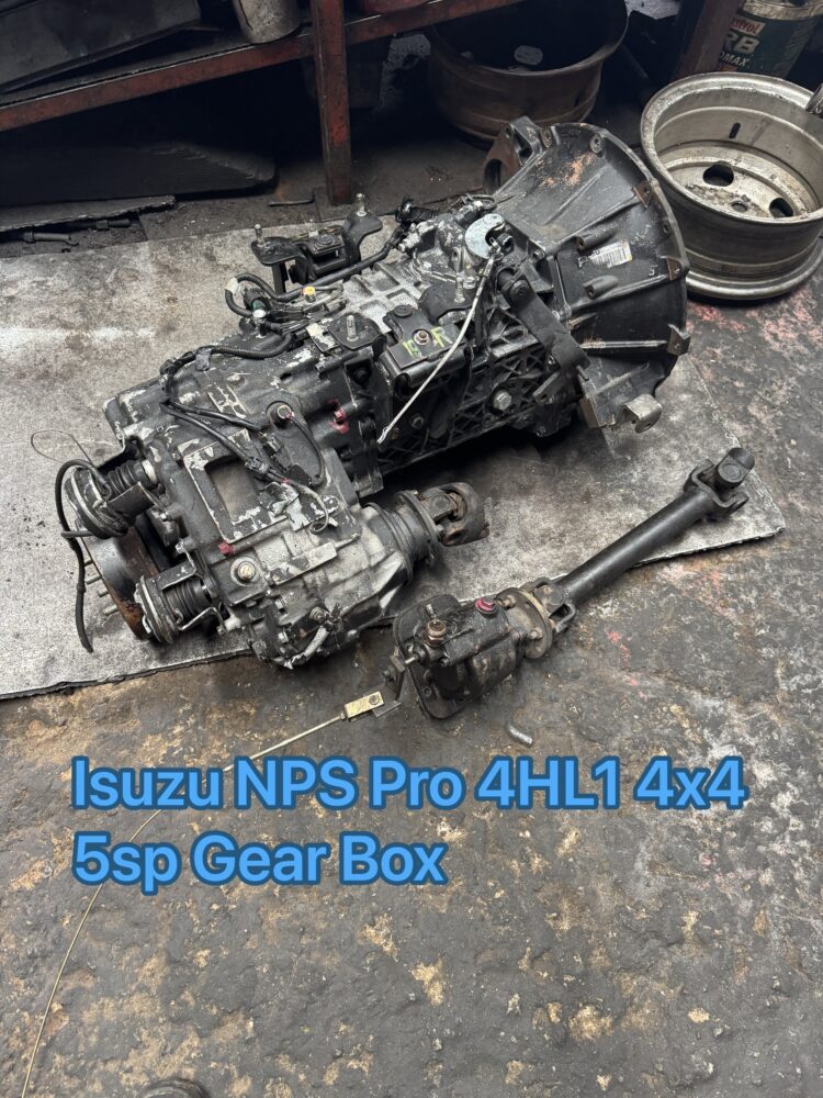 Isuzu NPS Pro 4HL1 4HK1 4×4 5 Speed Gear Box