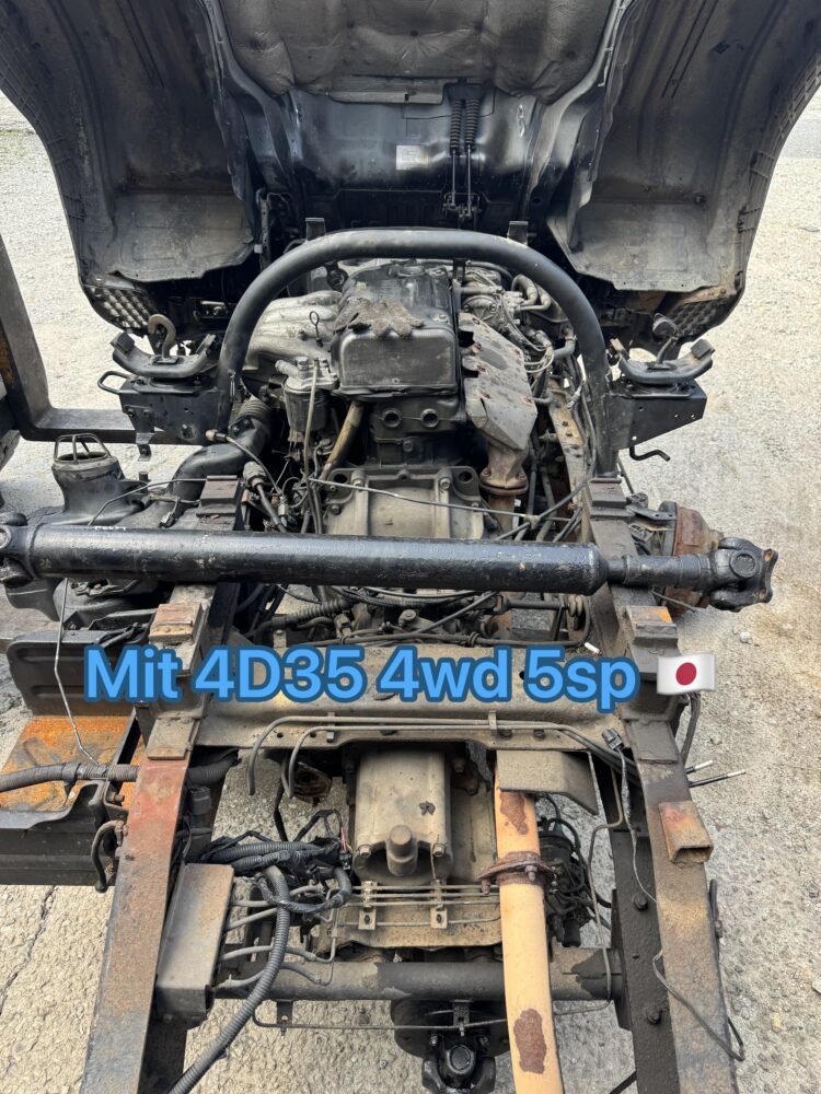 Mit Canter 4D35 4wd Engine Gear Box 5 Speed